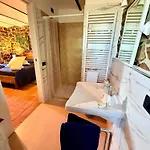 Tenuta Di Freddano مزرعة للإقامة *